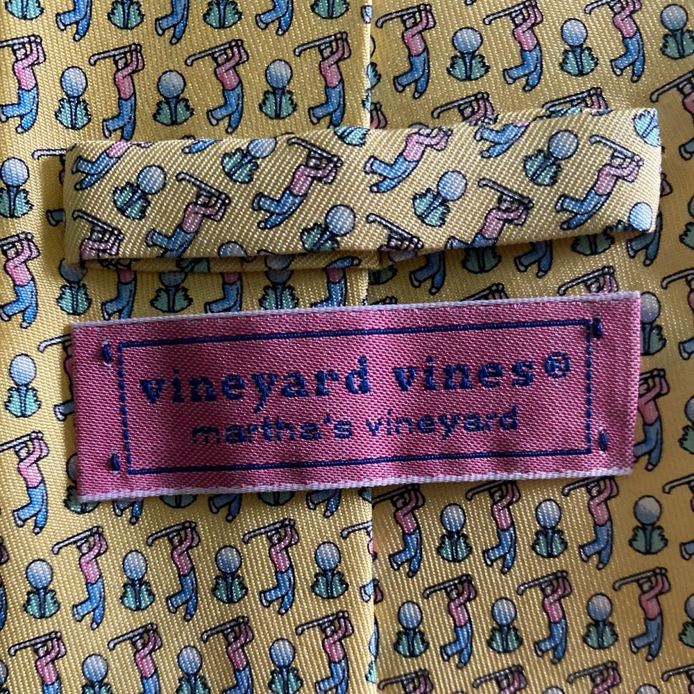 Vineyard Vines Yellow Golf Patterned Tie
